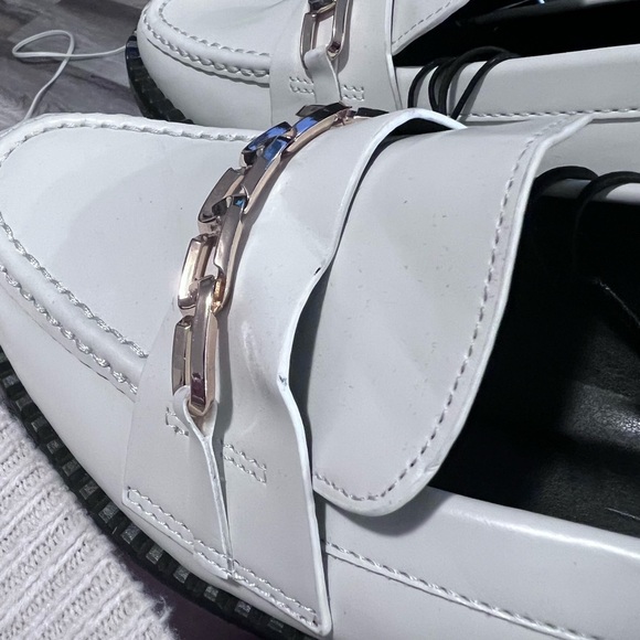 ⚪️ NWT ZARA LOAFERS LOW HEEL AND ROSE GOLD CHAIN 39 CHUNKY LOAFERS - Picture 6 of 7